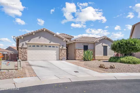 12379 N Pathfinder Dr, Marana, AZ 85658