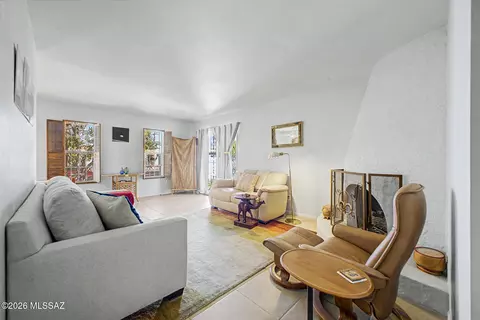 600 E River Rd #W, Tucson, AZ 85704 photo 5