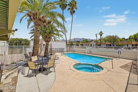 600 E River Rd #W, Tucson, AZ 85704 photo 32