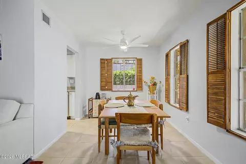 600 E River Rd #W, Tucson, AZ 85704 photo 10