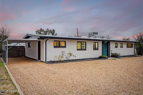 Exterior - 5652 E 13th St, Tucson, AZ 85711 photo 2 of 17