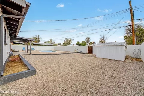Exterior - 5652 E 13th St, Tucson, AZ 85711 photo 17 of 17