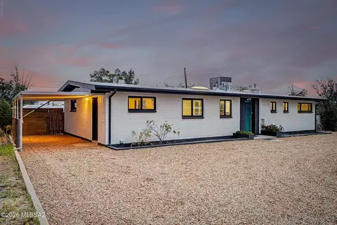 Exterior - 5652 E 13th St, Tucson, AZ 85711 photo 3 of 17