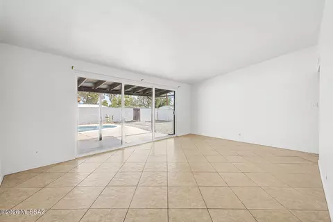 Living - 5652 E 13th St, Tucson, AZ 85711 photo 1 of 6