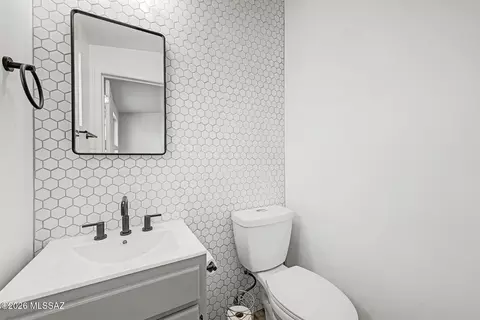 Bath - 5652 E 13th St, Tucson, AZ 85711 photo 1 of 2