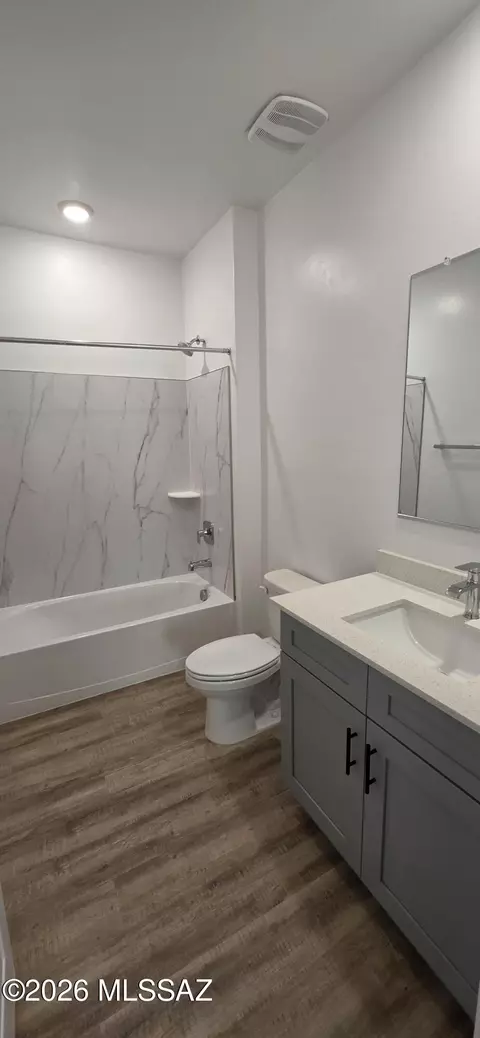 Bath - 12285 E Morris Carson Dr, Vail, AZ 85641 photo 2 of 2