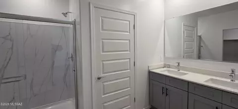 Bath - 12285 E Morris Carson Dr, Vail, AZ 85641 photo 1 of 2