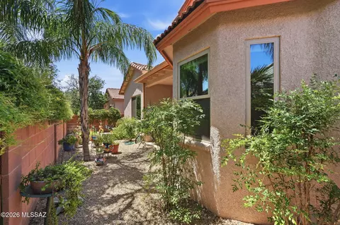 Exterior - 9180 E Sunset Post Rd, Tucson, AZ 85749 photo 5 of 10