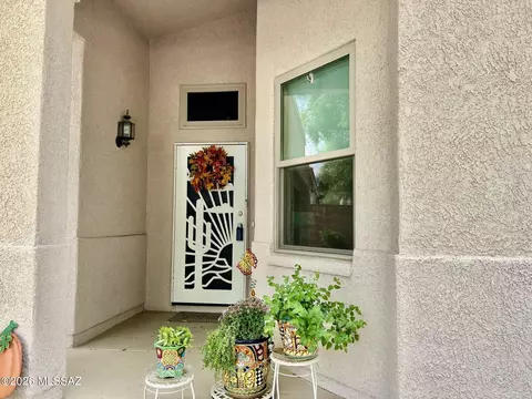 Exterior - 9180 E Sunset Post Rd, Tucson, AZ 85749 photo 6 of 10