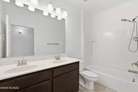 Bath - 12151 E Metz Dr, Vail, AZ 85641 photo 3 of 3