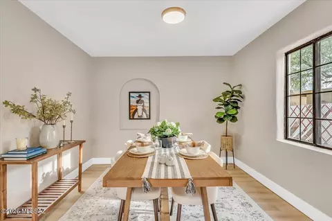 Dining - 11134 Edison St, Tucson, AZ 85749 photo 1 of 4