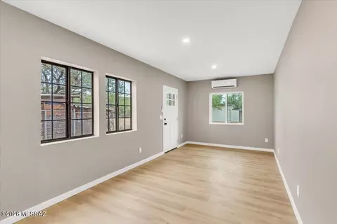 Living - 11134 Edison St, Tucson, AZ 85749 photo 4 of 4