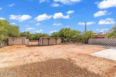 Exterior - 11134 Edison St, Tucson, AZ 85749 photo 3 of 6