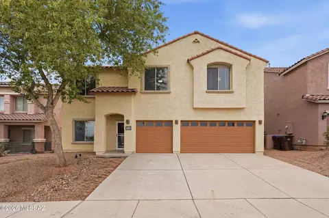 835 W Vuelta Granadina, Sahuarita, AZ 85629