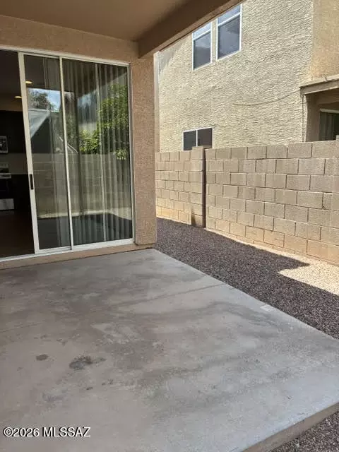 Exterior - 7613 E Cholla Overlook Dr, Tucson, AZ 85710 photo 5 of 7