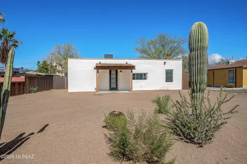 4005 E 17th St, Tucson, AZ 85711