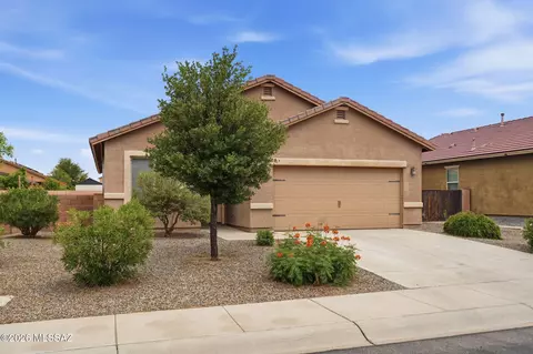 11382 W Folsom Pt, Marana, AZ 85658