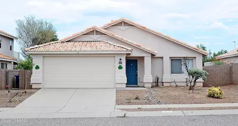 983 S Goldenweed Way, Tucson, AZ 85748