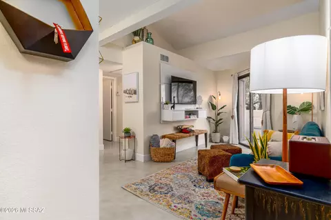 1745 E Glenn St #214, Tucson, AZ 85719