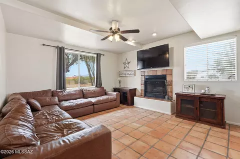 Living - 2932 E Wiley Ln, Vail, AZ 85641 photo 1 of 1