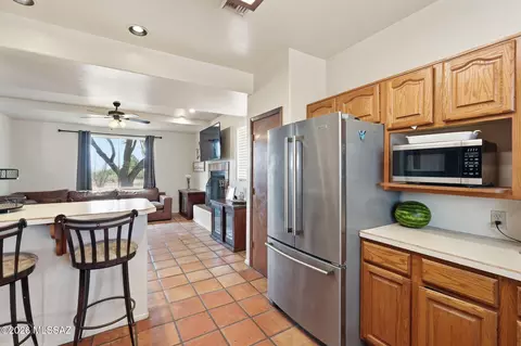 Kitchen - 2932 E Wiley Ln, Vail, AZ 85641 photo 3 of 5