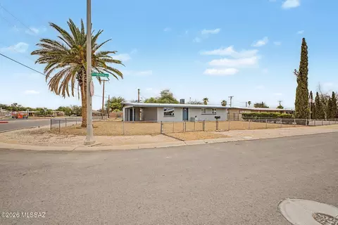 1734 S Avenida Regulo, Tucson, AZ 85710
