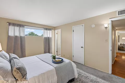 Bedroom - 7449 Eli Dr, Tucson, AZ 85710 photo 4 of 6