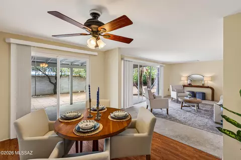 Dining - 7449 Eli Dr, Tucson, AZ 85710 photo 2 of 3
