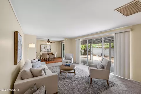Living - 7449 Eli Dr, Tucson, AZ 85710 photo 6 of 6