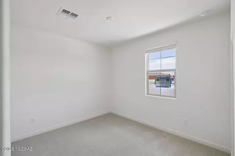 Bedroom - 9988 E Lebaron Dr, Tucson, AZ 85747 photo 9 of 10