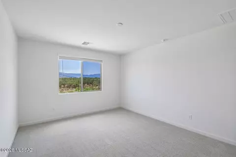 Bedroom - 9988 E Lebaron Dr, Tucson, AZ 85747 photo 2 of 10
