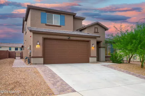 7990 S Expedition Dr, Tucson, AZ 85747