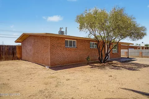 4502 E 30th St, Tucson, AZ 85711 photo 9