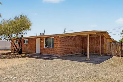4502 E 30th St, Tucson, AZ 85711 photo 8