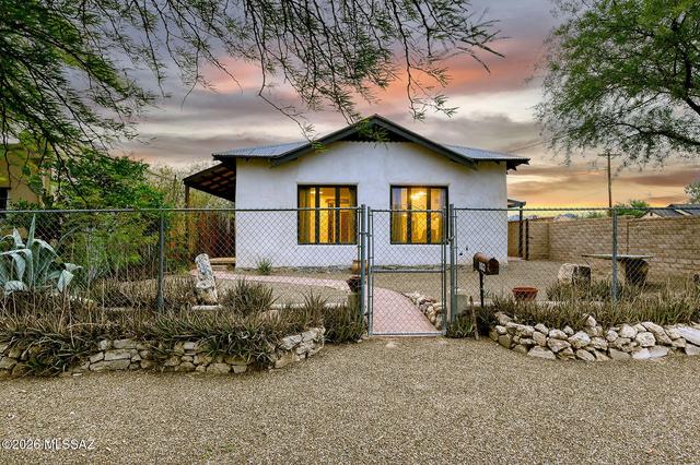 102 W 21st St, Tucson, AZ 85701