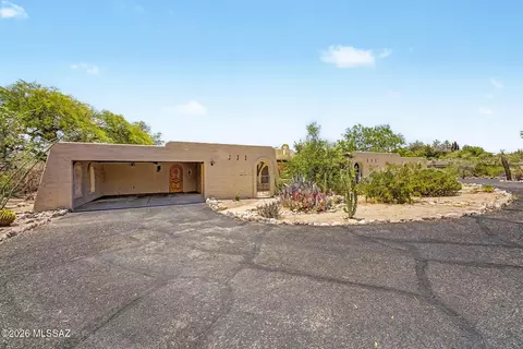 5280 N Pueblo Villas Dr, Tucson, AZ 85704