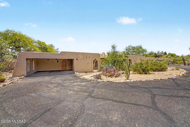 5280 N Pueblo Villas Dr, Tucson, AZ 85704