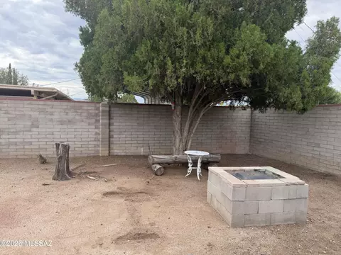 Exterior - 4758 E 26th St, Tucson, AZ 85711 photo 5 of 13