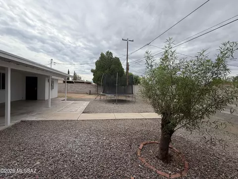 Exterior - 4758 E 26th St, Tucson, AZ 85711 photo 13 of 13