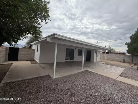 Exterior - 4758 E 26th St, Tucson, AZ 85711 photo 12 of 13