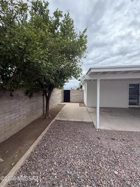 Exterior - 4758 E 26th St, Tucson, AZ 85711 photo 11 of 13