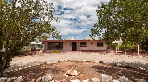6087 E 21st St, Tucson, AZ 85711