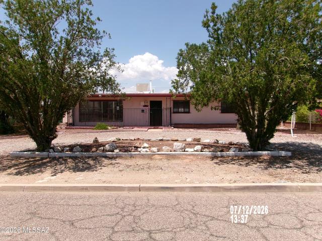 6087 E 21st St, Tucson, AZ 85711