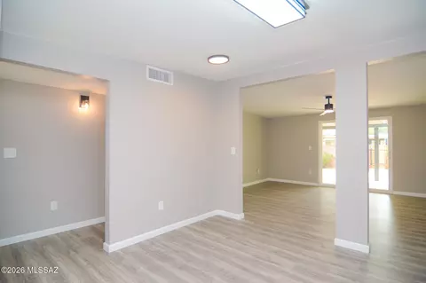 Dining - 6814 S 4th Ave, Tucson, AZ 85756 photo 1 of 1