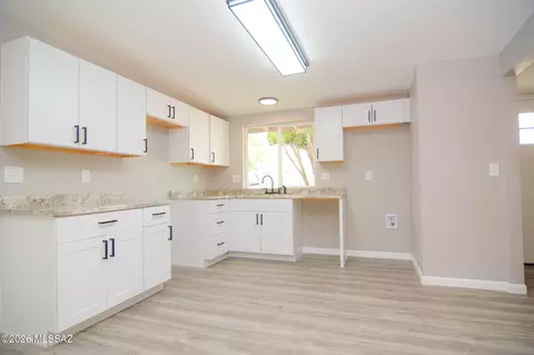 Kitchen - 6814 S 4th Ave, Tucson, AZ 85756 photo 2 of 2