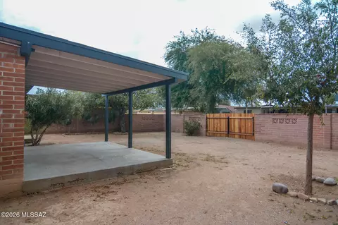 Exterior - 6814 S 4th Ave, Tucson, AZ 85756 photo 1 of 3
