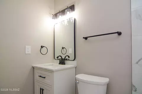 Bath - 6814 S 4th Ave, Tucson, AZ 85756 photo 1 of 3