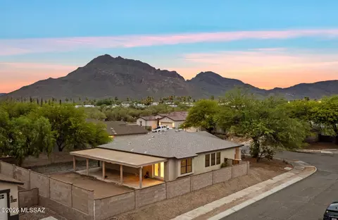 6087 W Echo Crossing Rd, Tucson, AZ 85735