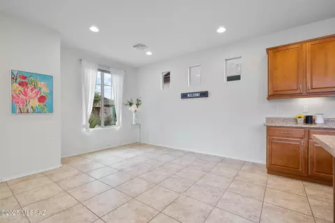 Entry Way - 14037 E Cariole St, Vail, AZ 85641 photo 4 of 5