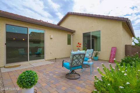 Exterior - 14037 E Cariole St, Vail, AZ 85641 photo 3 of 6